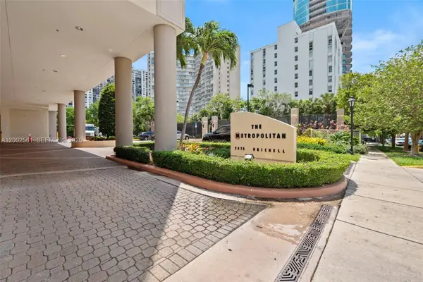 2475 Brickell Ave #1805, Miami, FL 33129