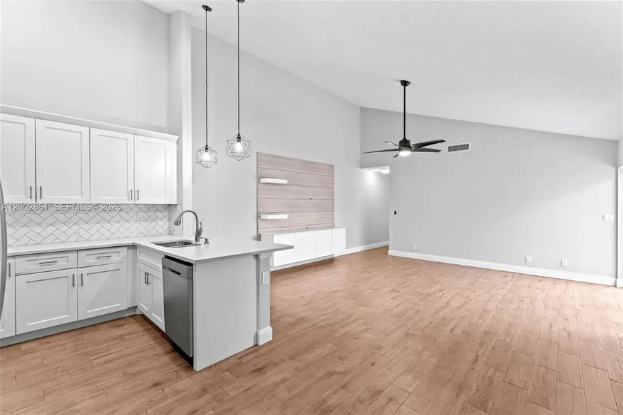 504 Timberlane Cir, Greenacres, FL 33463 - #3