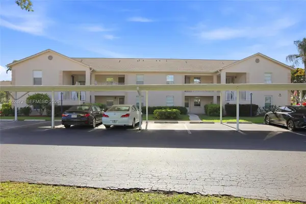 338 Bradstrom Cir #A-104, Naples, FL 34113