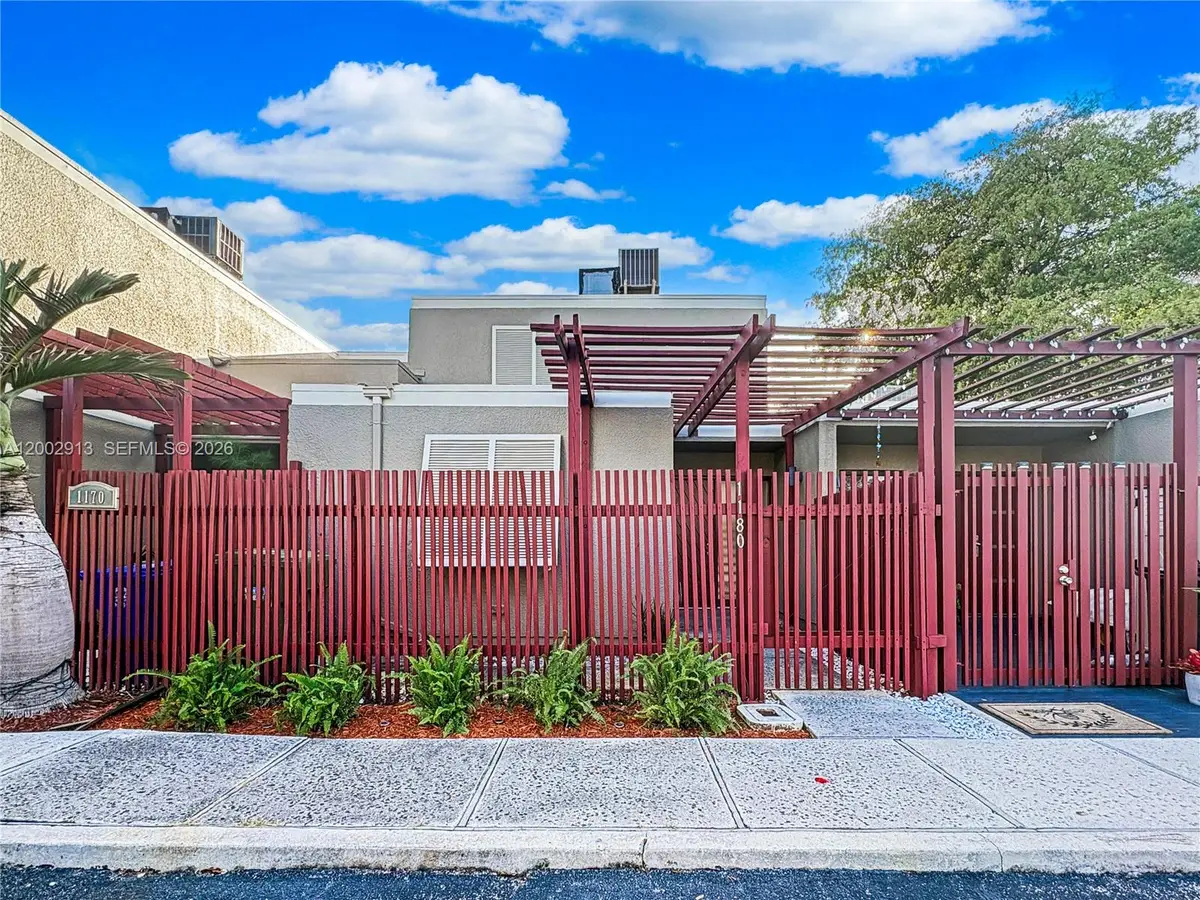 1180 Windward Dr, Pembroke Pines, FL 33026 - #1