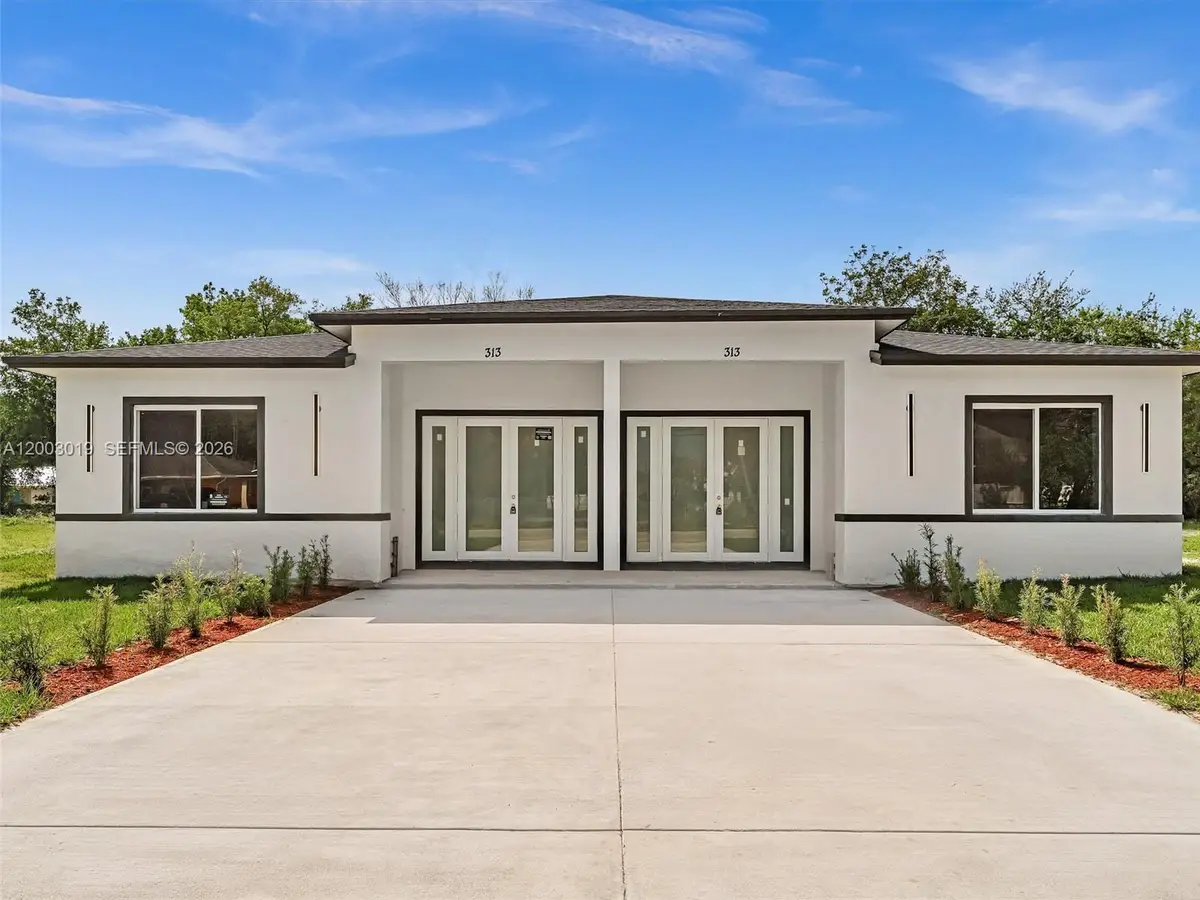 313 13th S St, Fort Pierce, FL 34950 - #1