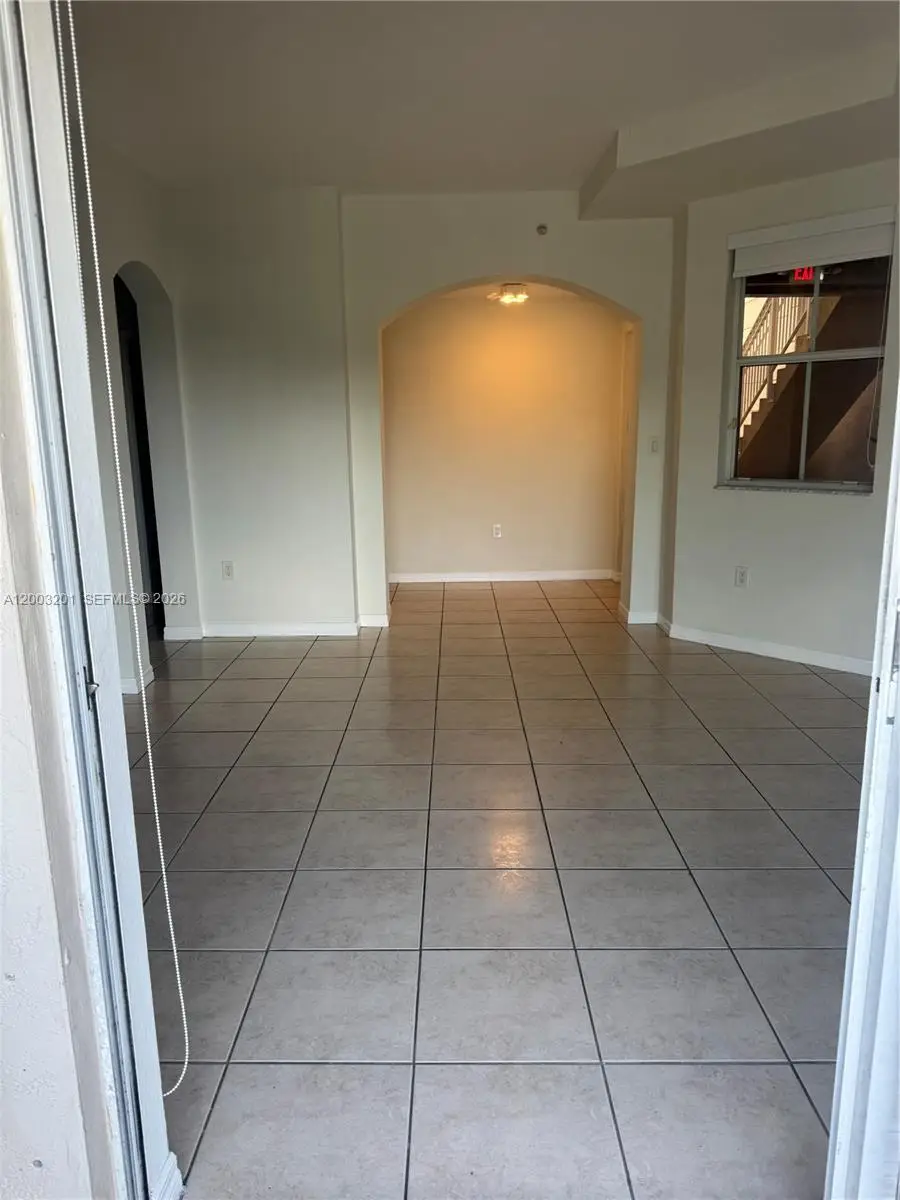 8826 W Flagler St #102, Miami, FL 33174 - #3