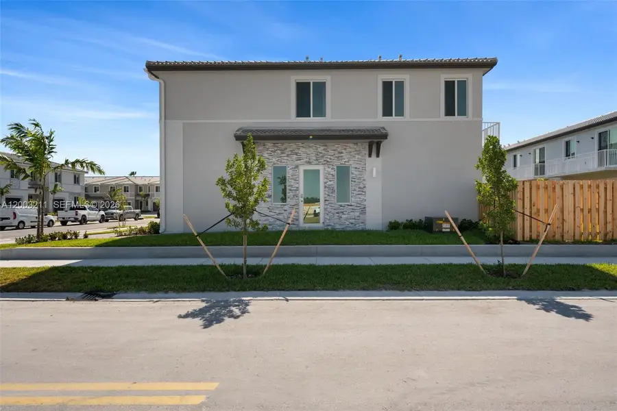 715 SE 15th St, Homestead, FL 33034 - #3