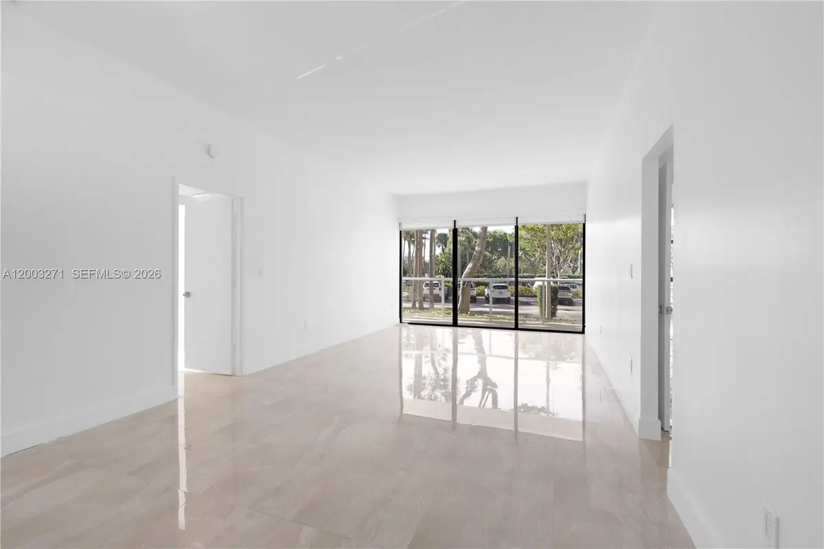 3731 N Country Club Dr #124, Aventura, FL 33180 - #1