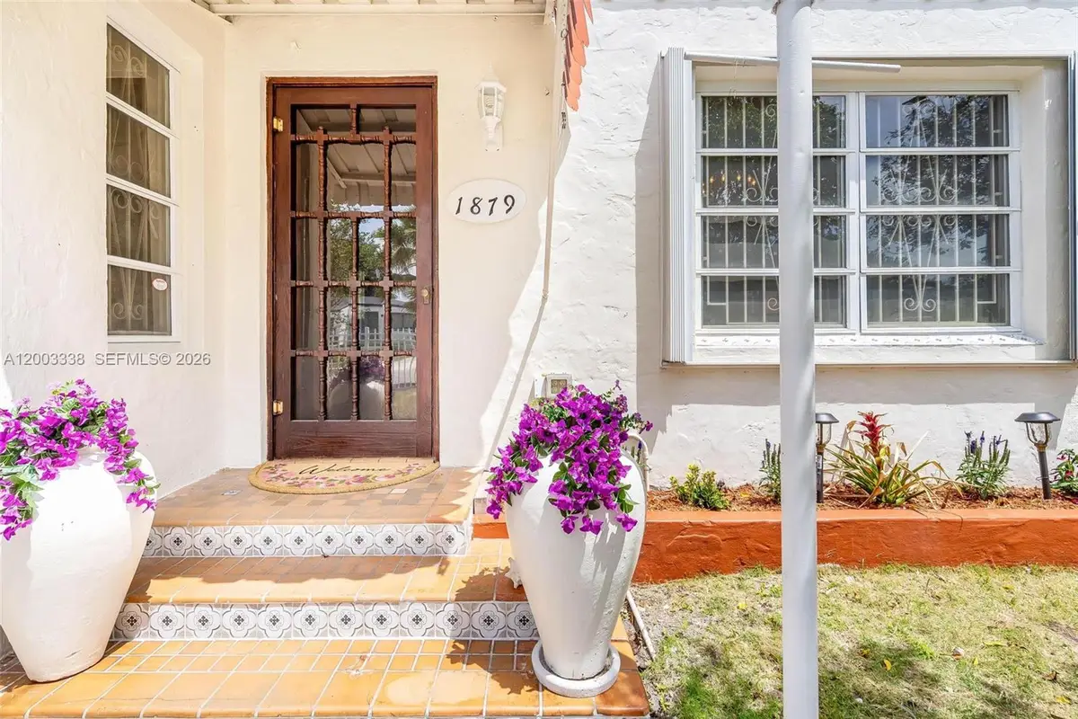 1879 SW 16th St, Miami, FL 33145 - #1