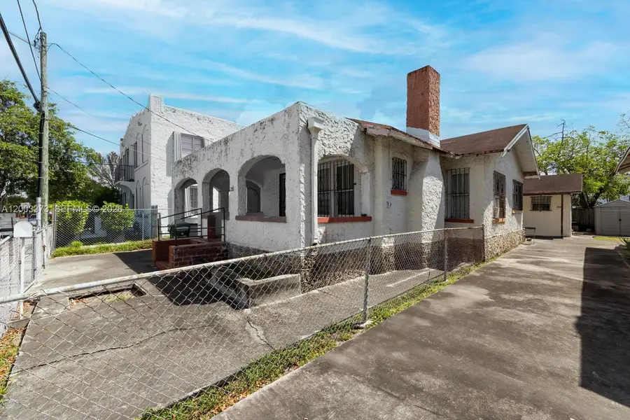 311 SW 10th Ave, Miami, FL 33130 - #2