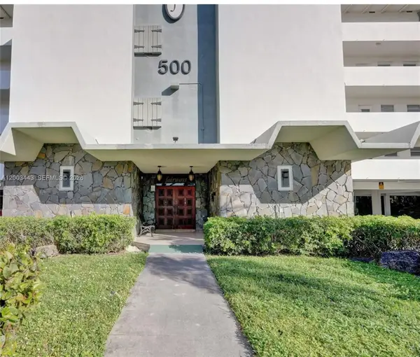 500 NE 14th Ave #306, Hallandale Beach, FL 33009