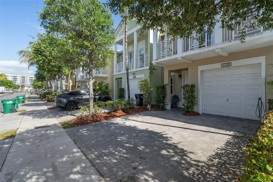10788 NW 76th Ln, Doral, FL 33178 - #2