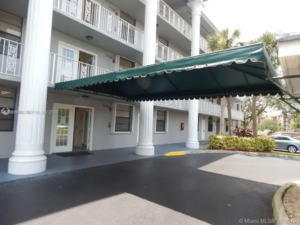 1701 Whitehall Dr #403, Davie, FL 33324