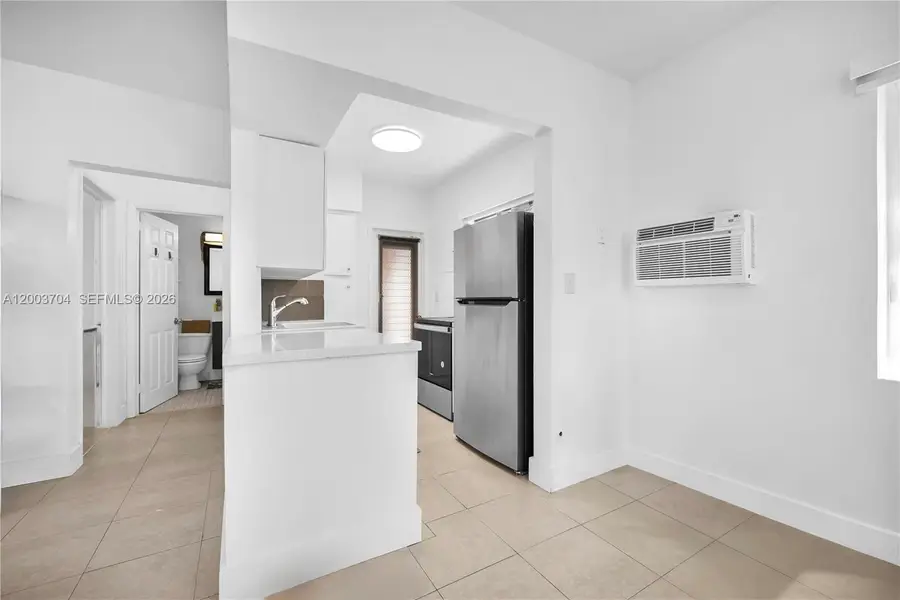 1195 Marseille Dr #5, Miami Beach, FL 33141 - #3