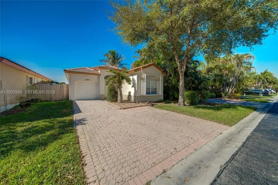 2924 NW 99th Pl, Doral, FL 33172 - #2