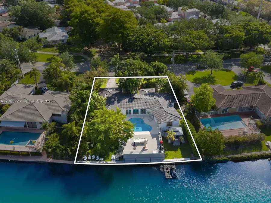5000 Riviera Dr, Coral Gables, FL 33146 - #3