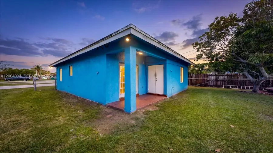 22116 SW 115th Ave, Miami, FL 33170 - #2