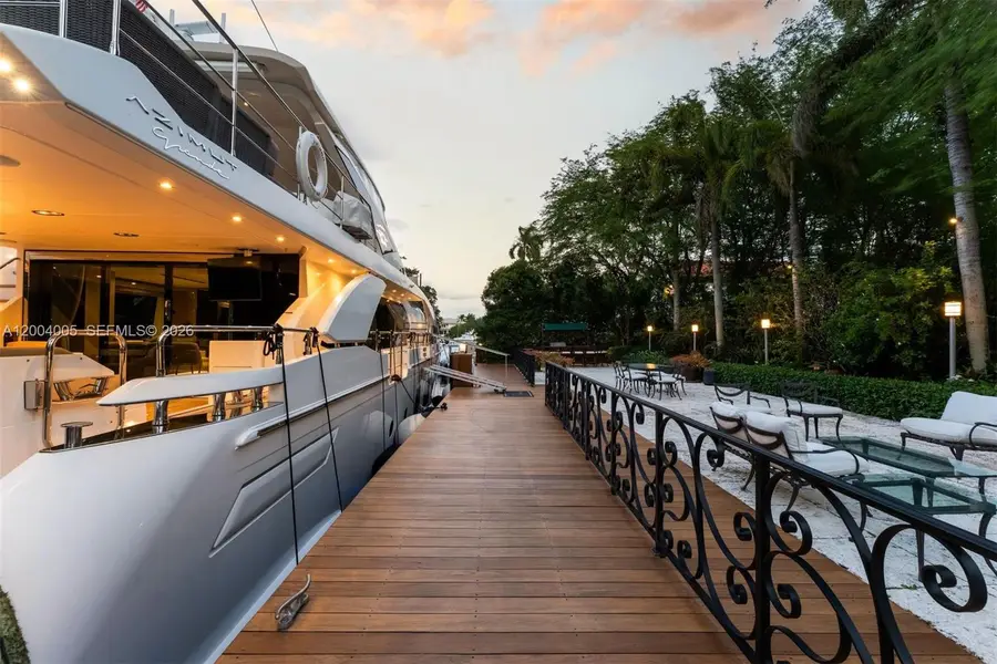 255 Cocoplum Rd, Coral Gables, FL 33143 - #3