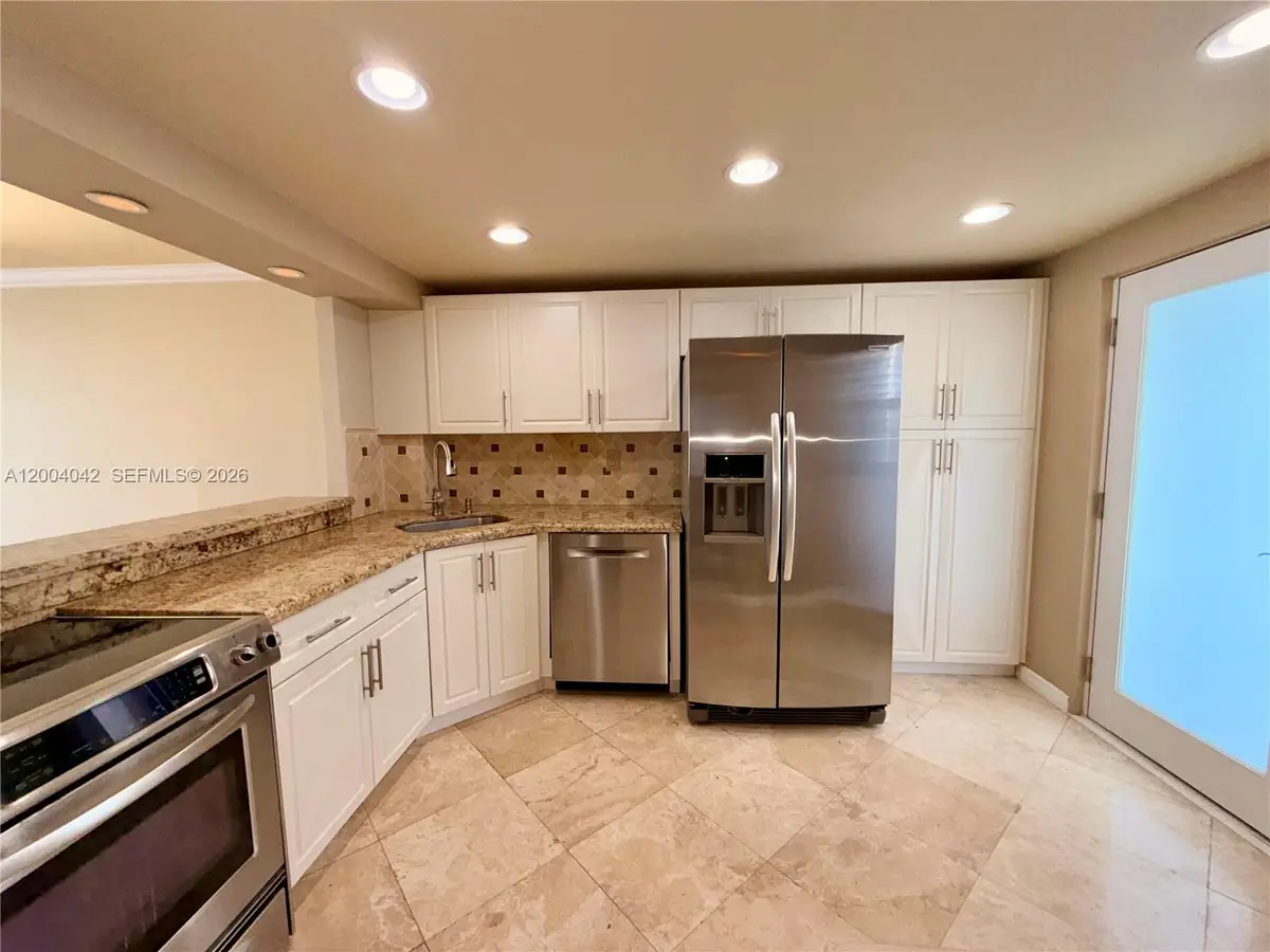 1075 NE Miami Gardens Dr #306, Miami, FL 33179 - #1