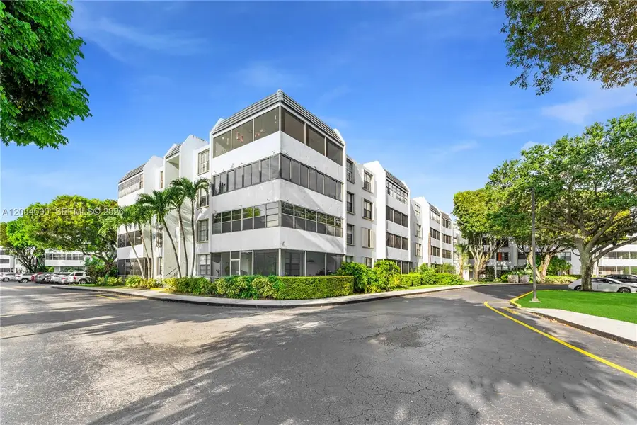 10852 N Kendall Dr #312, Miami, FL 33176 - #2