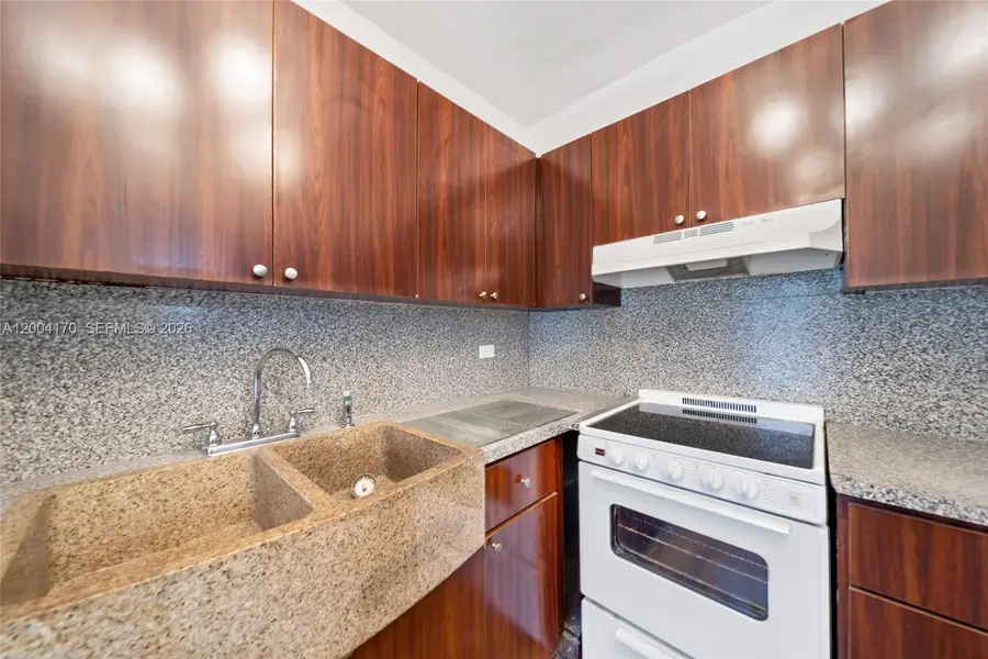 1150 Euclid Ave #110, Miami Beach, FL 33139 - #3