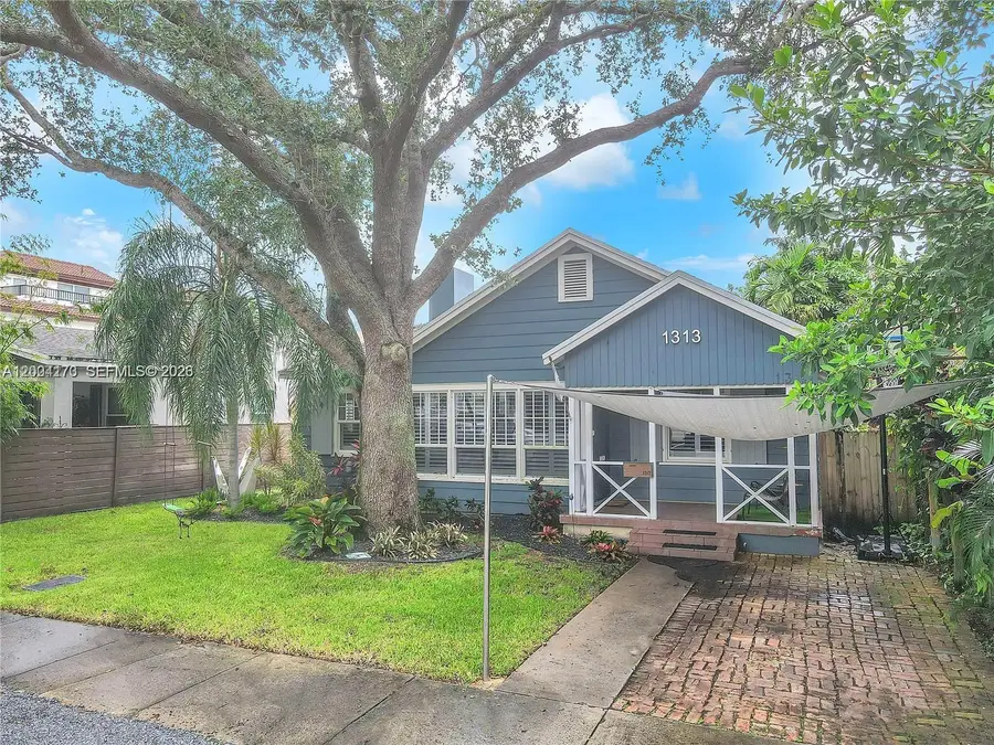 1313 NE 3rd St, Fort Lauderdale, FL 33301 - #3
