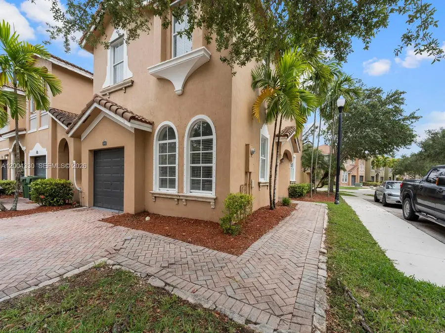 1442 SE 26th Ave, Homestead, FL 33035 - #2