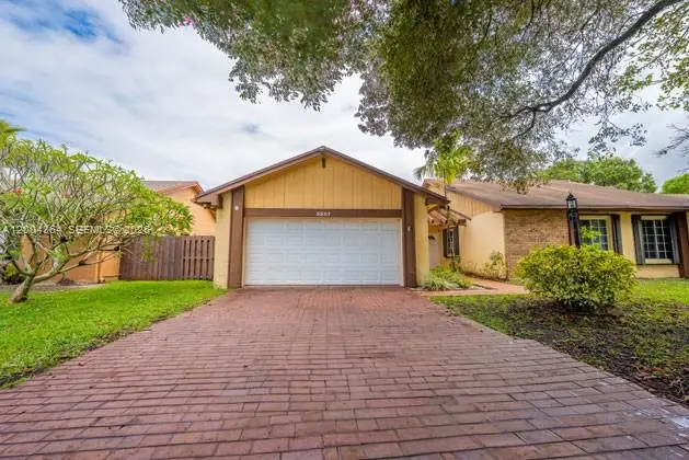 5501 SW 147th Pl, Miami, FL 33185 - #1