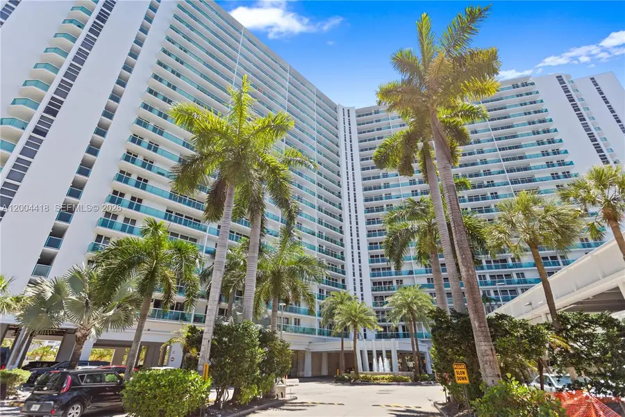 100 Bayview Dr #307, Sunny Isles Beach, FL 33160 - #2