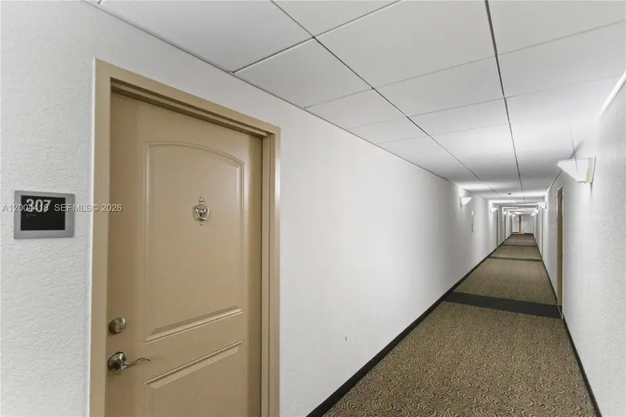 100 Bayview Dr #307, Sunny Isles Beach, FL 33160 - #3