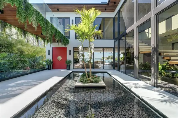 857 N Shore Dr, Miami Beach, FL 33141