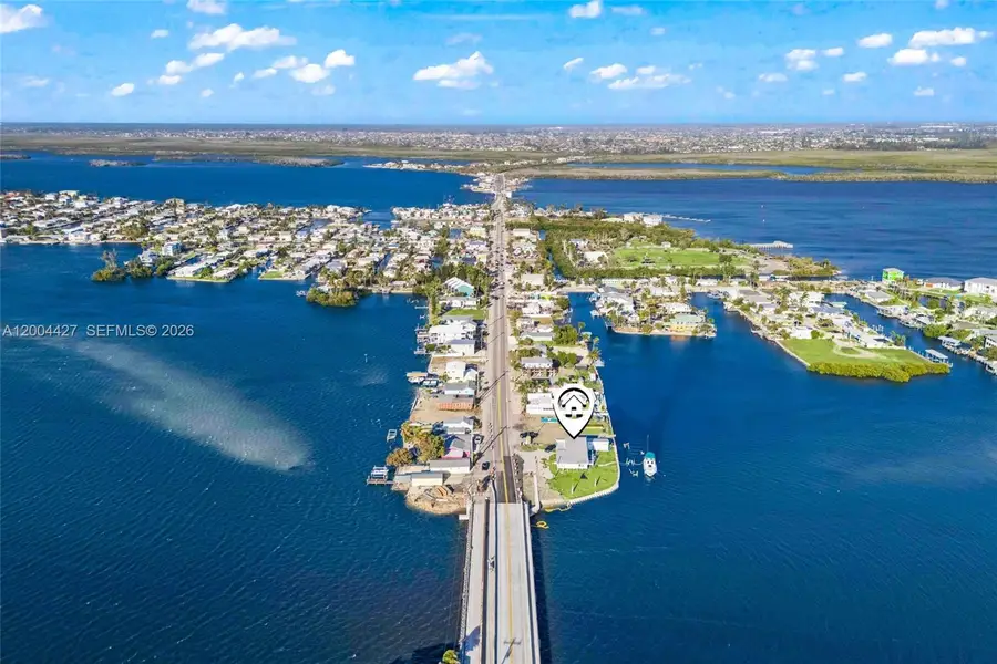 4767 Pine Island Rd Nw, Matlacha, FL 33993 - #2