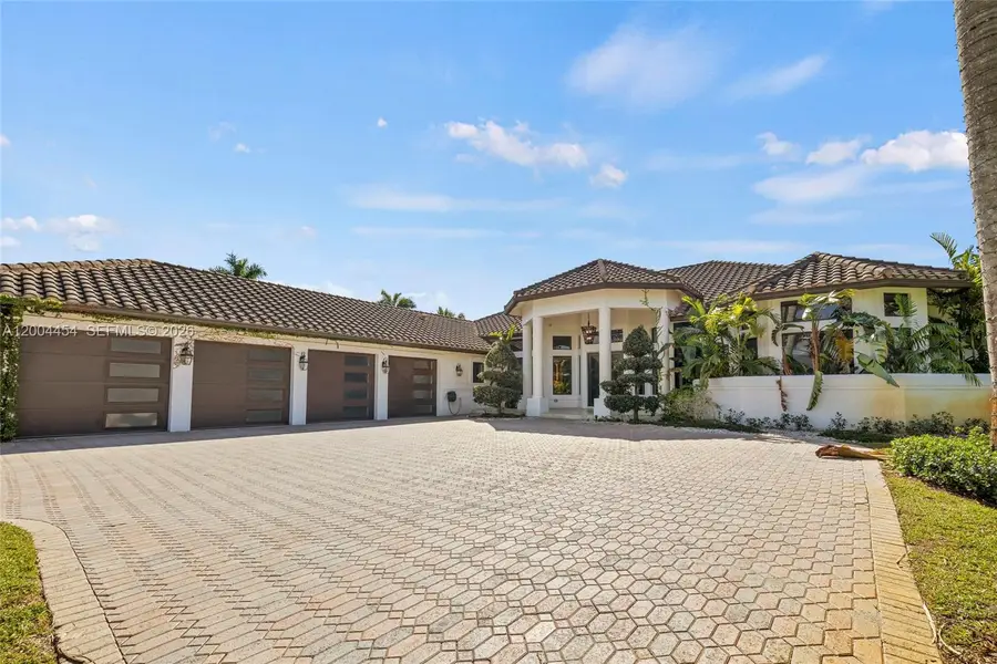 12000 NW 11th St, Plantation, FL 33323 - #2