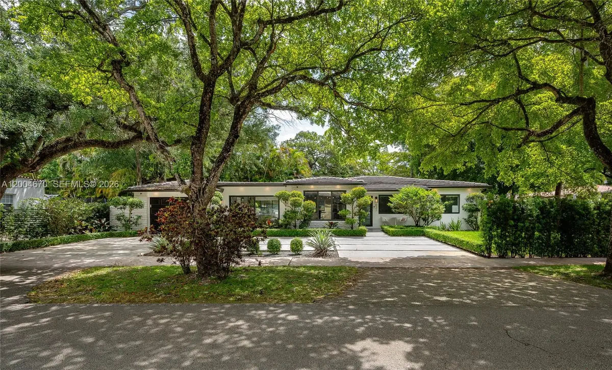 831 Cortez St, Coral Gables, FL 33134 - #1