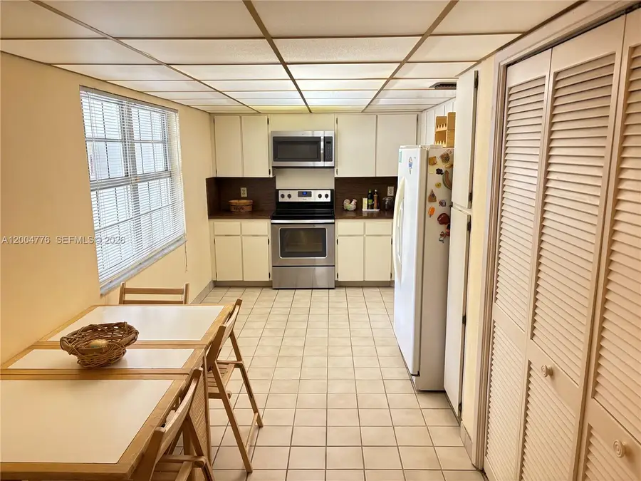 4280 Oaks Ter #203, Pompano Beach, FL 33069 - #3