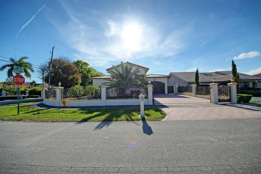 3190 SW 133rd Ct, Miami, FL 33175 - #2