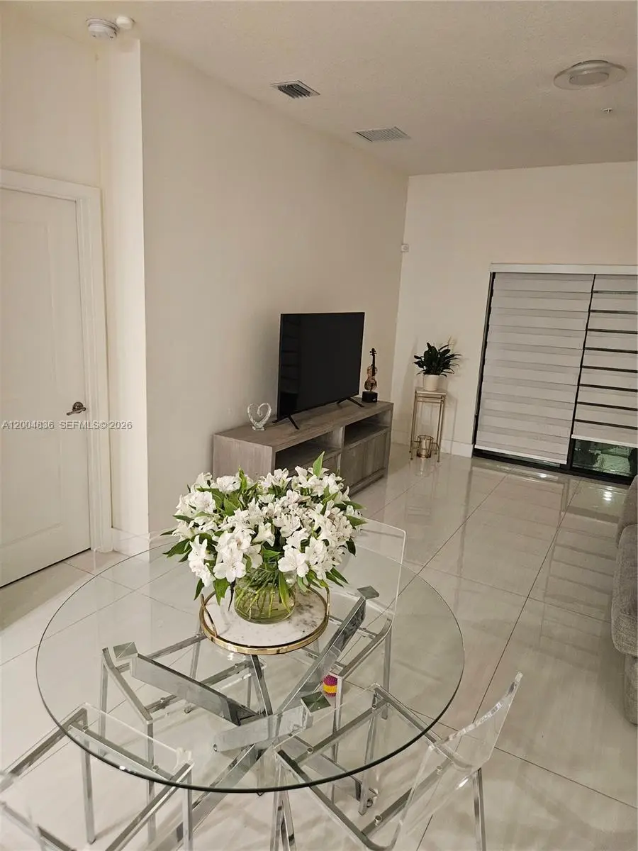 8167 NW 41st St #E-109, Doral, FL 33166 - #2