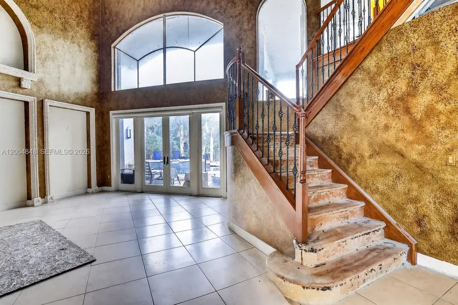 10161 N Lake Vista Cir, Davie, FL 33328 - #3