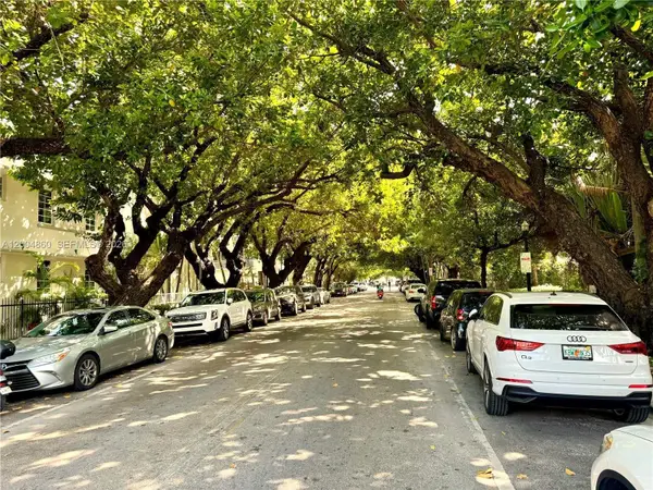 349 Meridian Ave #B202, Miami Beach, FL 33139