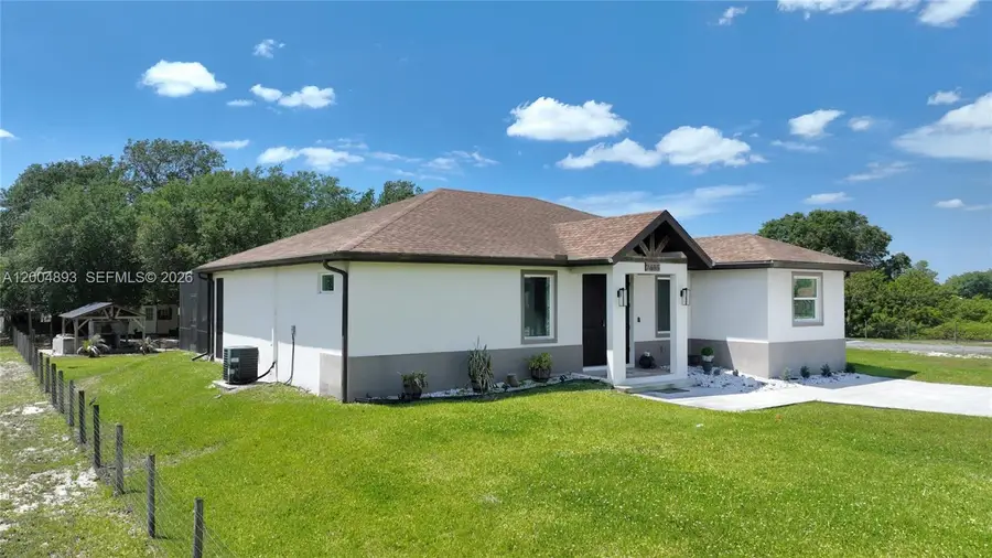 7655 17th Place, Labelle, FL 33935 - #2