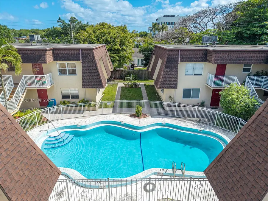 4524 SW 54th St #501-W, Dania Beach, FL 33314 - #3
