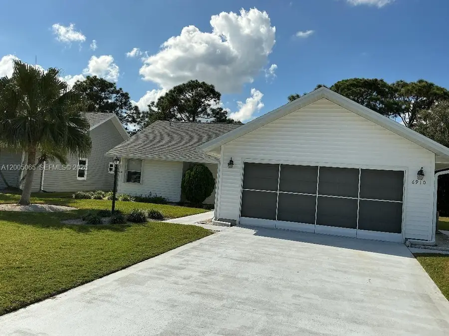 6910 SE Lillian Ct, Stuart, FL 34997 - #2