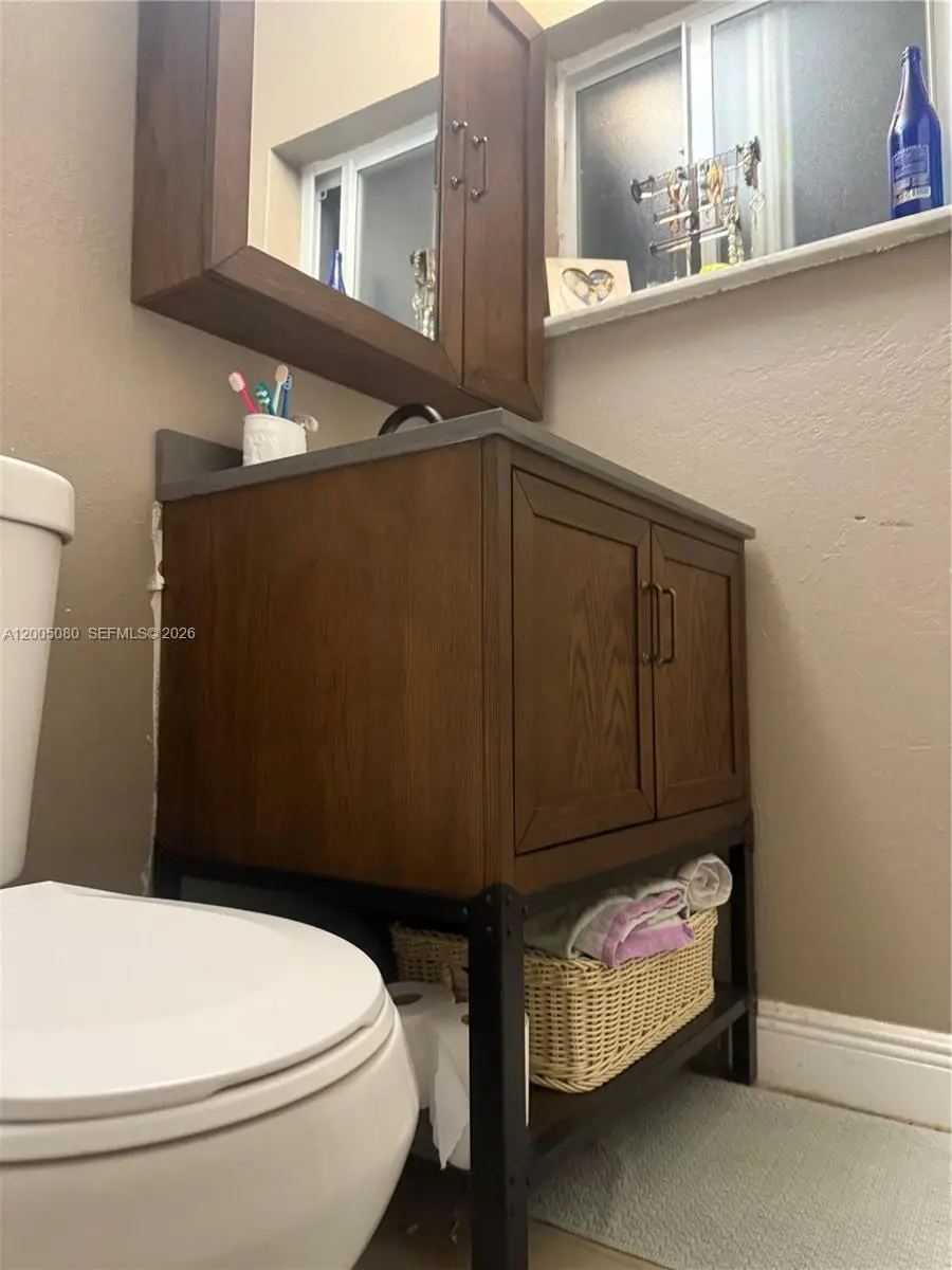 784 Pennsylvania Ave., Fort Lauderdale, FL 33312 - #3