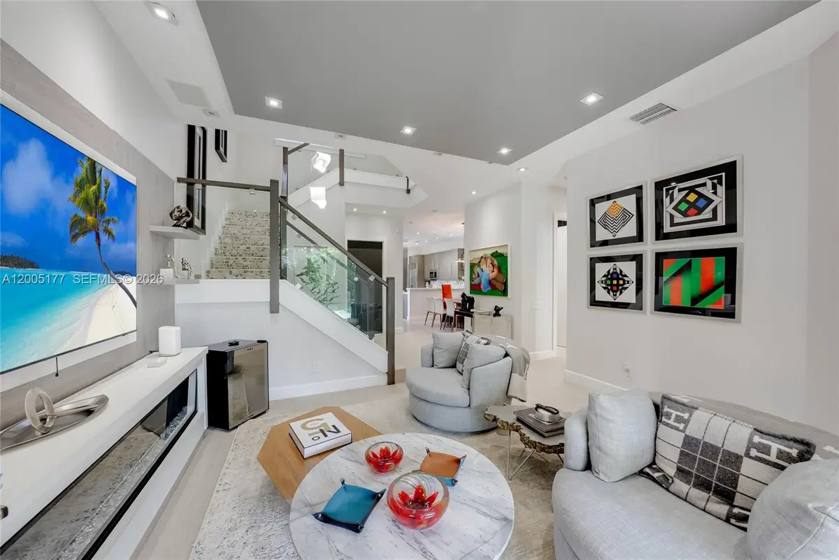 1366 W Harbor Vw W, Hollywood, FL 33019 - #1