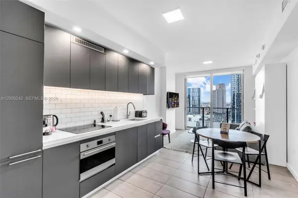 227 NE 2nd St #2503, Miami, FL 33132