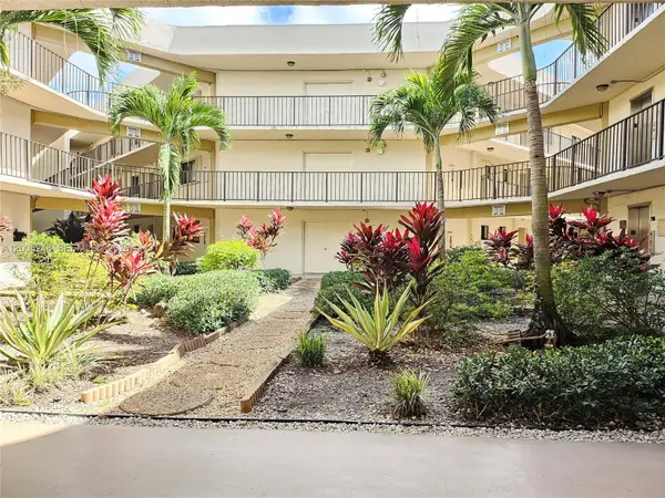 8005 SW 107th Ave #305, Miami, FL 33173