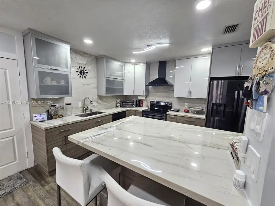 15429 SW 92nd St, Miami, FL 33196 - #2