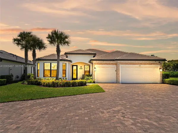 4569 N Silverwood Ln, Oakland Park, FL 33309
