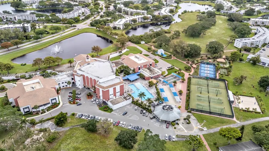 1038 Lyndhurst J #1038, Deerfield Beach, FL 33442 - #3