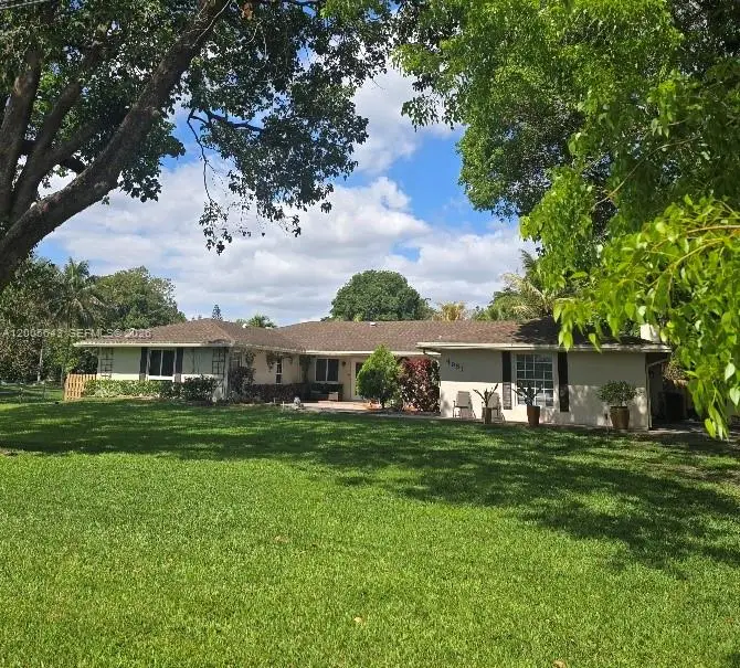 4981 SW 186th Ave, Southwest Ranches, FL 33332 - #1