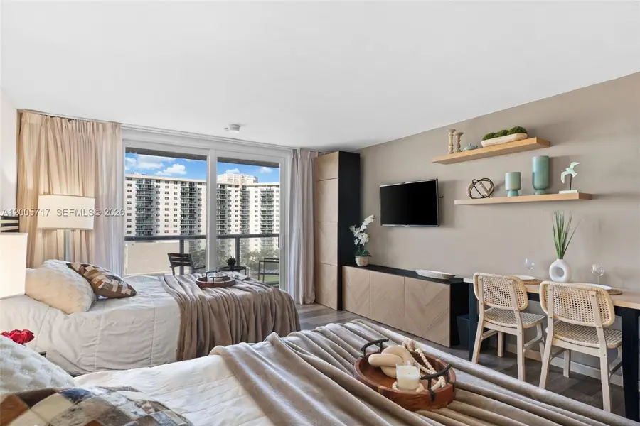 19201 Collins Ave #736, Sunny Isles Beach, FL 33160 - #2