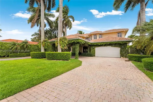 11071 SW 28th St, Miami, FL 33165