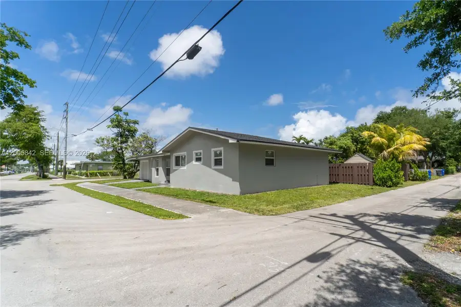 2260 Charleston St, Hollywood, FL 33020 - #2