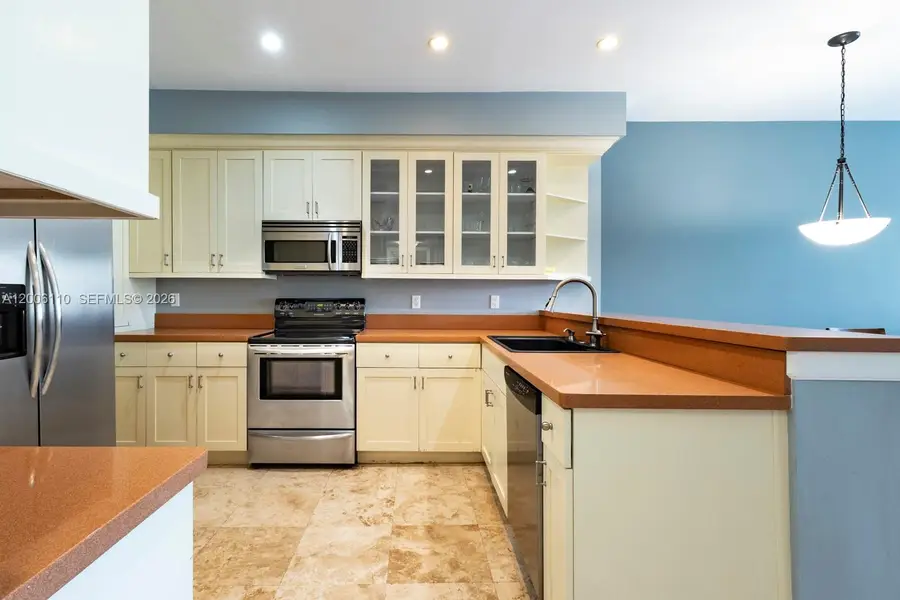 5 Island Ave #LE, Miami Beach, FL 33139 - #2